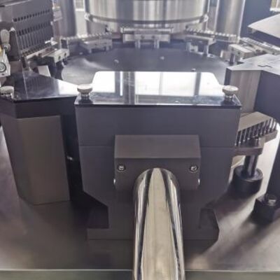 High-output poeder capsule vulmachine