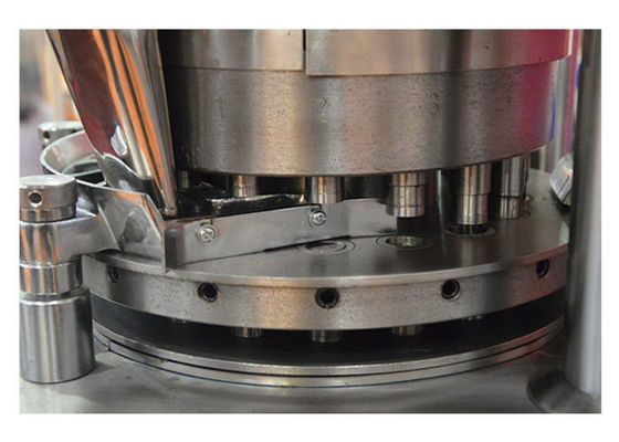 5 Punches Button Controlled Pharmaceutical Machinery Equipment Rotary Tablet Press Machine 12000 stuks per uur